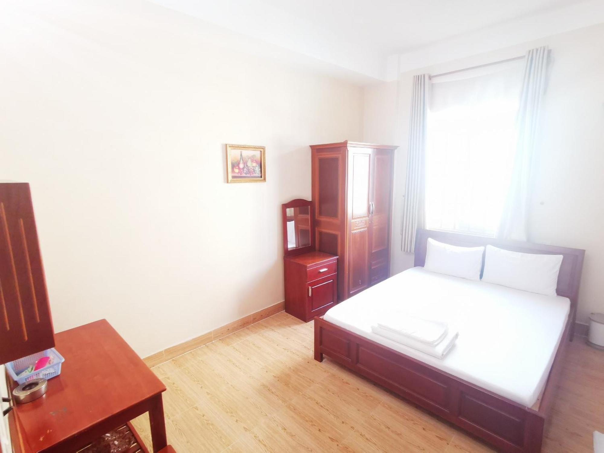 Khach San Cuc Phuong Hotel Di An Ngoại thất bức ảnh